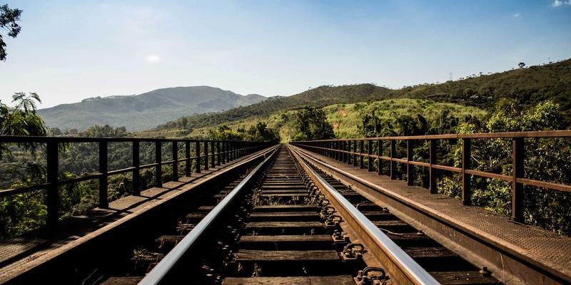 数据驱动决策：广州同方CM企业管理培训如何重塑企业竞争力